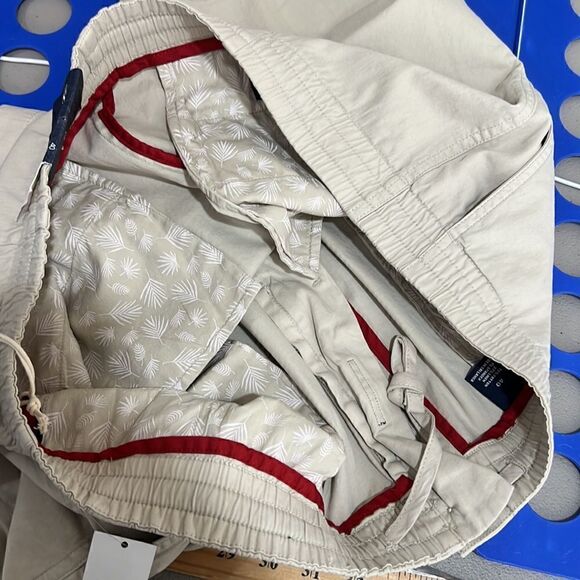 Cremieux Atlantic Beige Stone shorts size 40 NWT - Picture 10 of 13